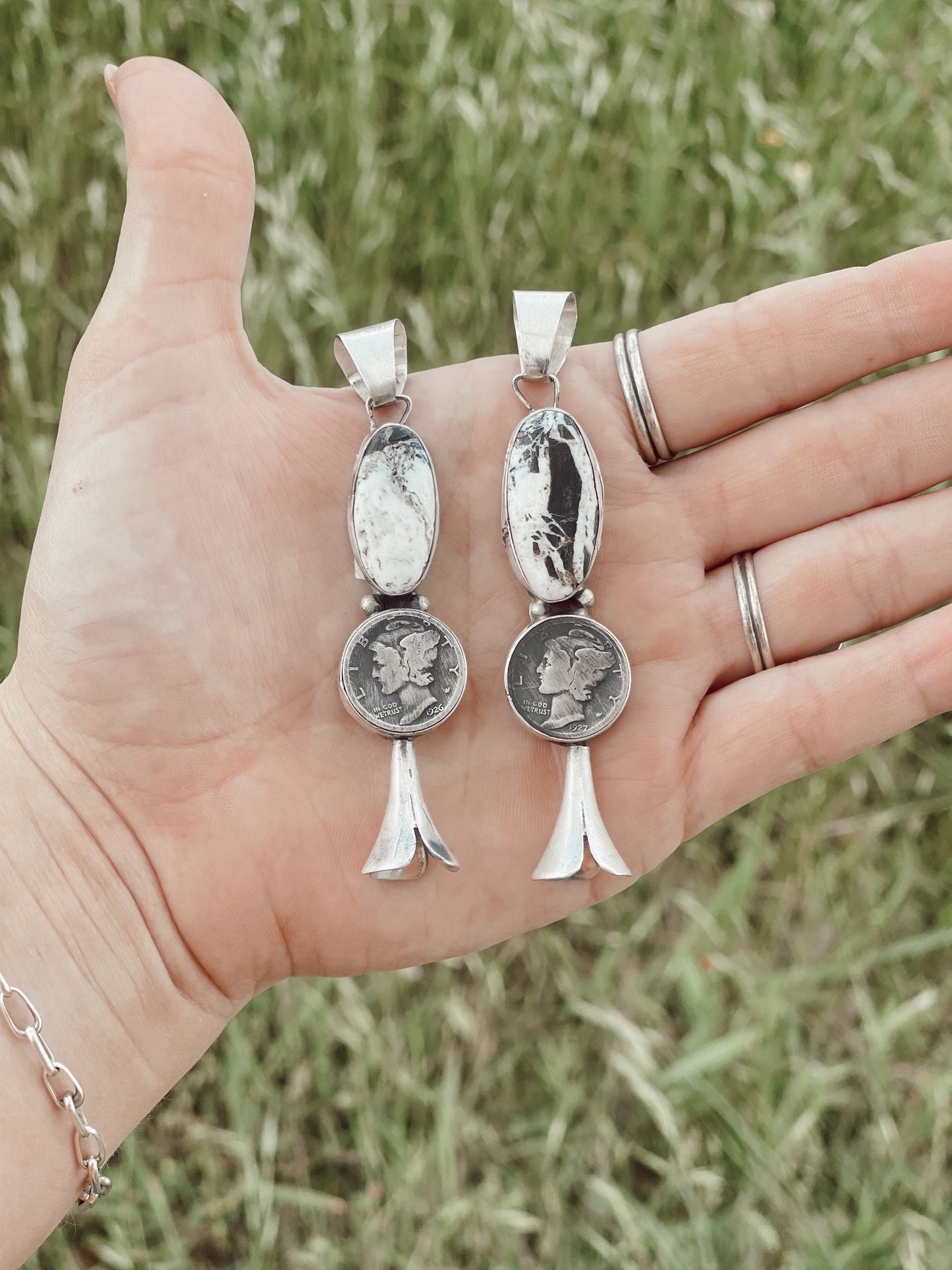 The Shonda Pendant