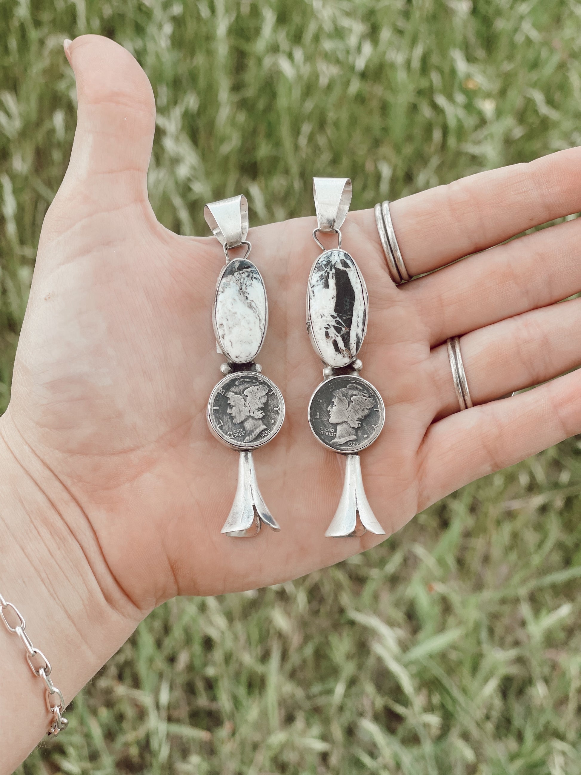 The Shonda Pendant