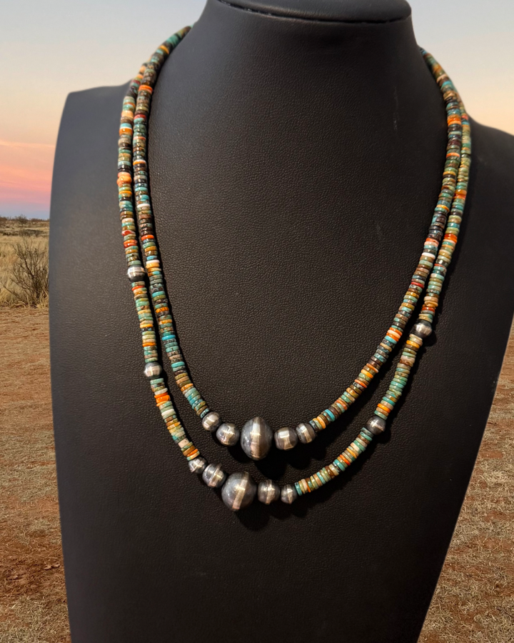 Spiny and turquoise handmade pearl necklace
