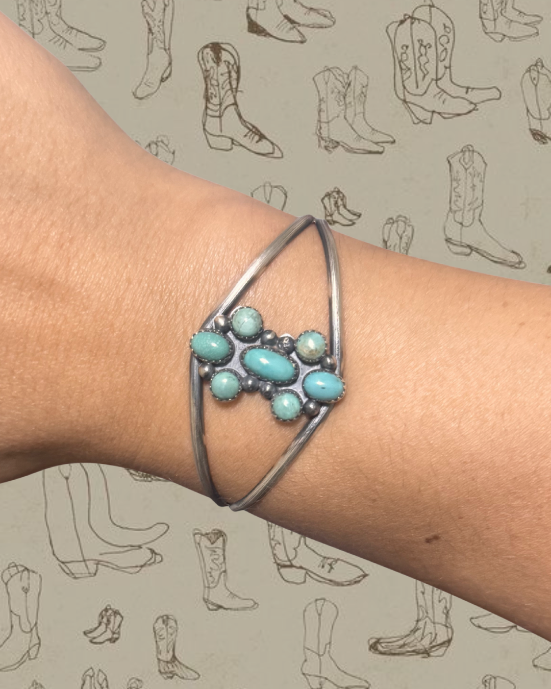 The Pearlene Cuff
