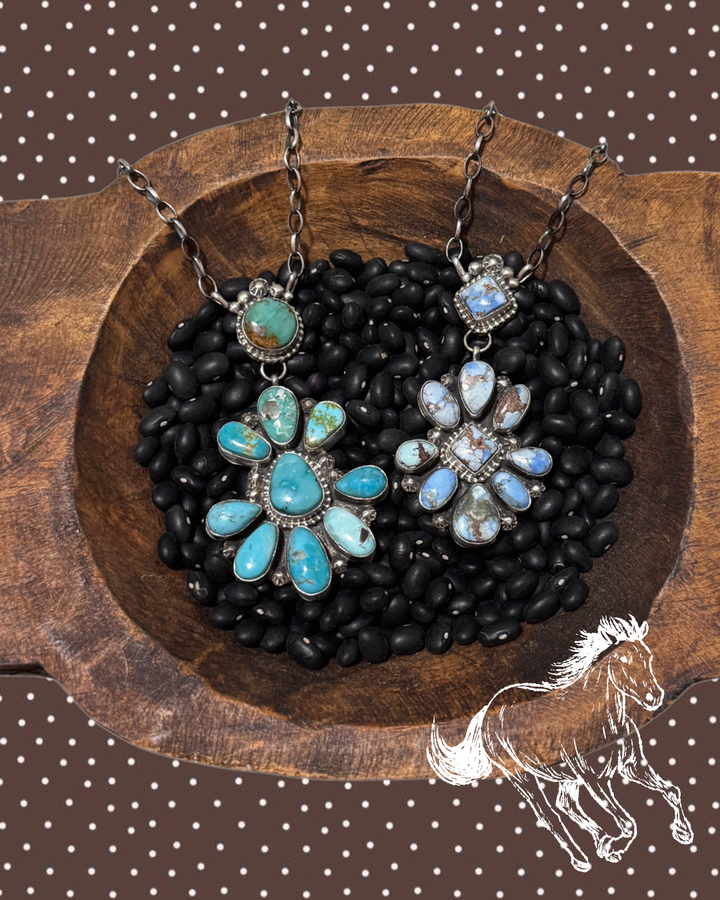 The Val Necklace