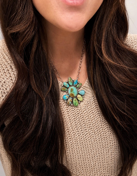 The Antoinette Necklace