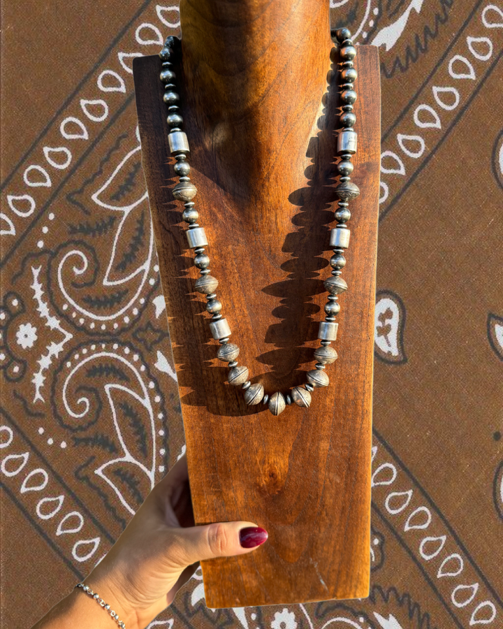 24” liberty coin Pearls