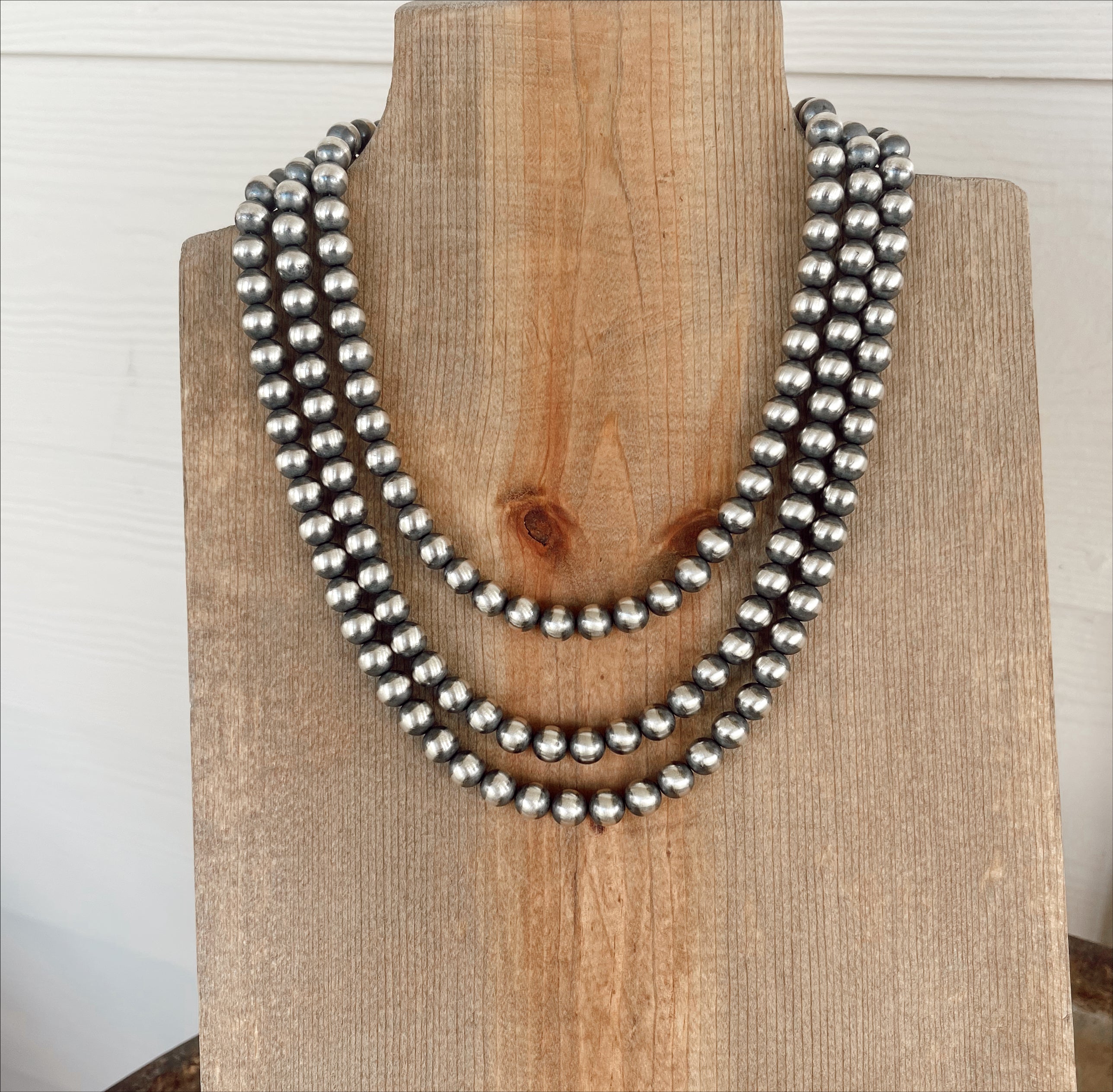 8mm 16”, 18” + 20” Navajo Pearls